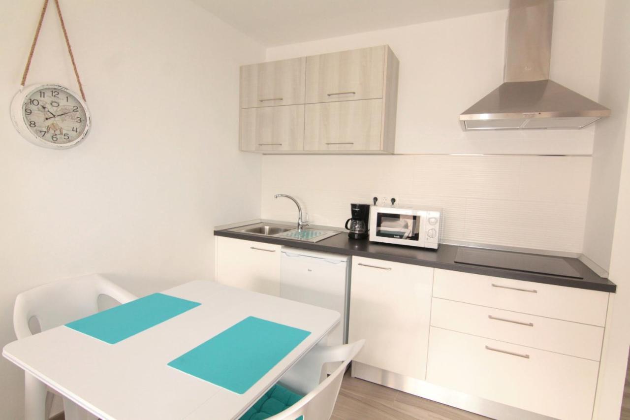 Apartament Jazmin, Dises